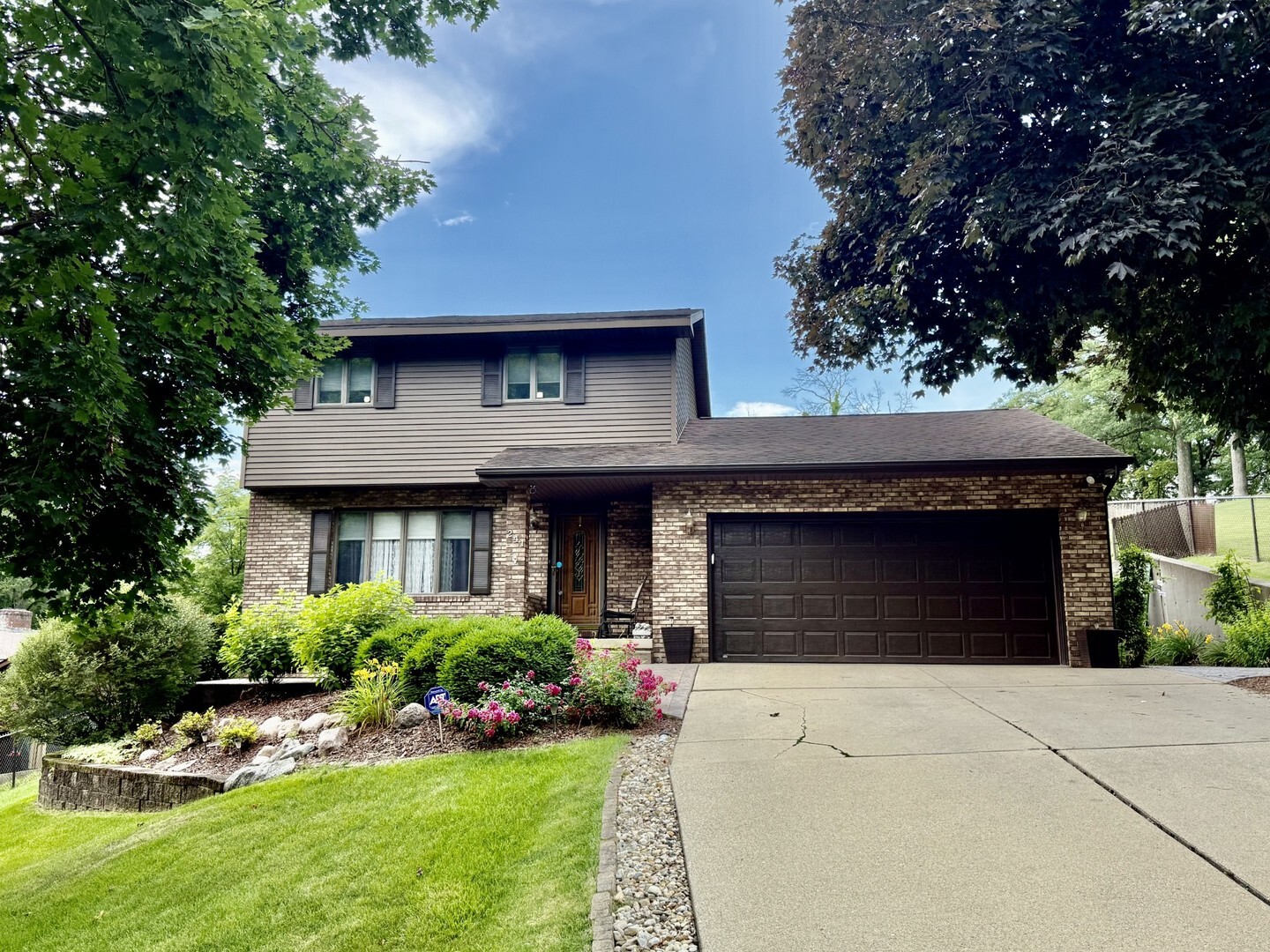 Property Photo: 241 E Porter Street IL 61348