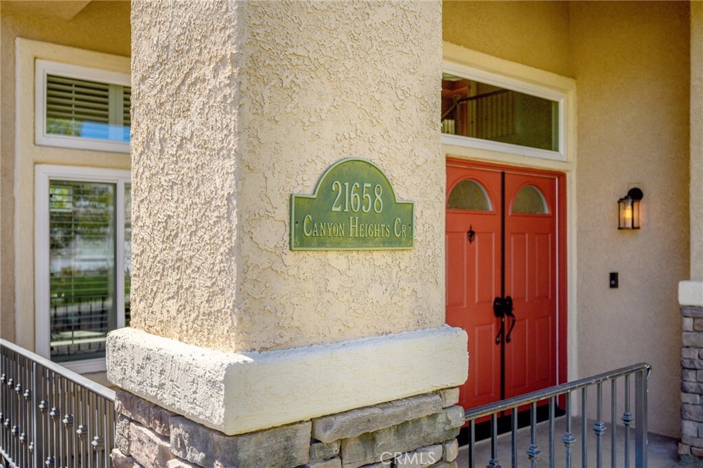 Property Photo: 21658 Canyon Heights Circle CA 91390