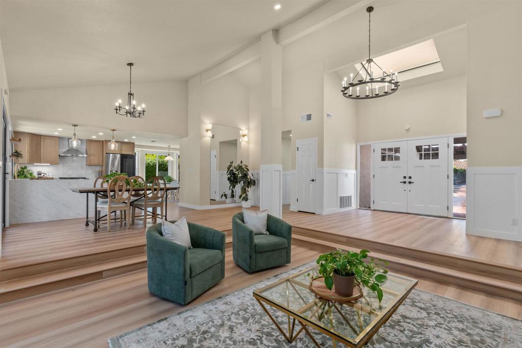 Property Photo:  3565 Avenida Amorosa  CA 92029 