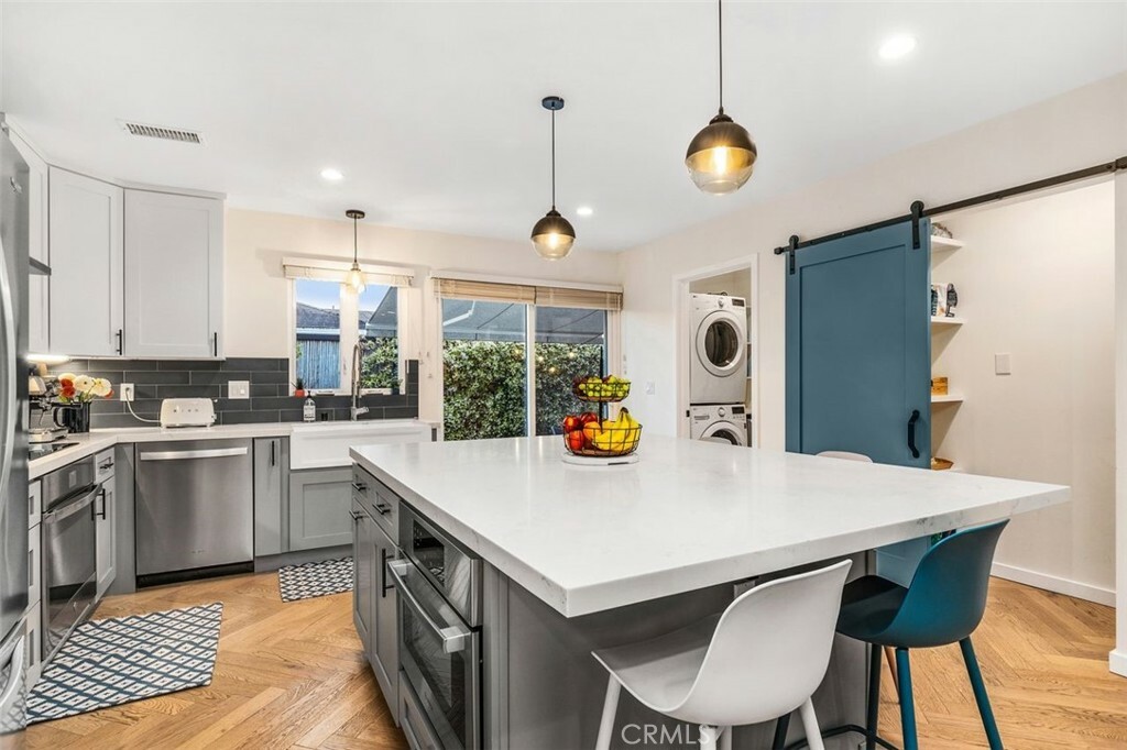 Property Photo: 21225 Kent Avenue CA 90503