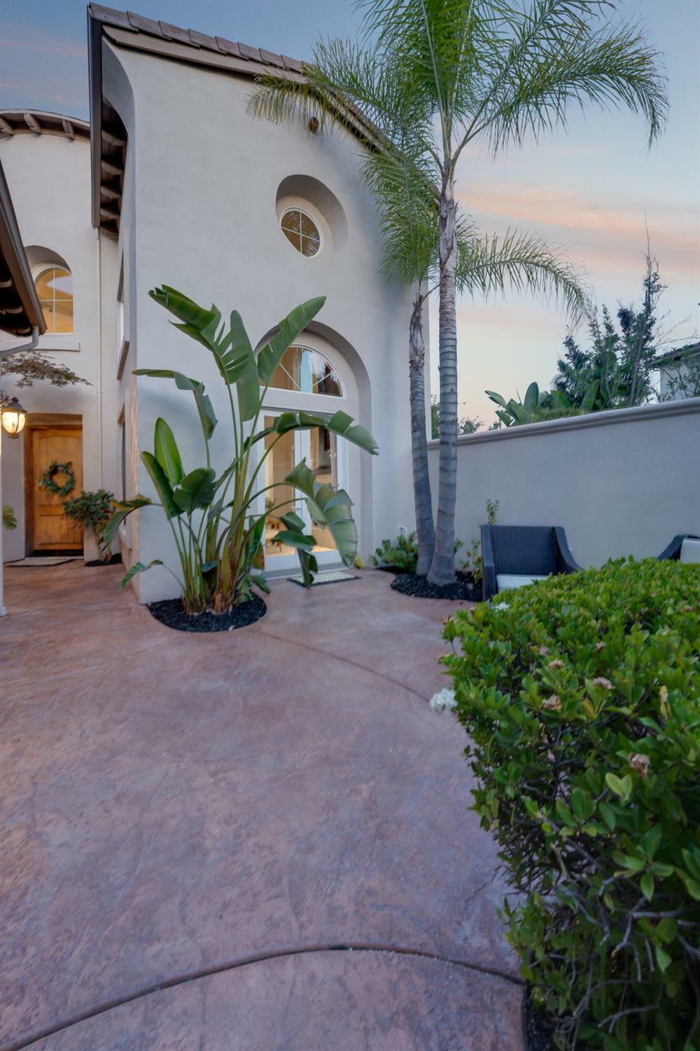 Property Photo: 1965 Robin Brook Way CA 95661