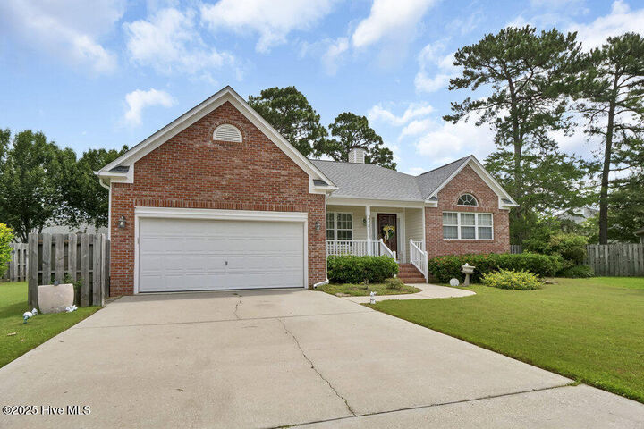 Property Photo:  5501 N Arnlea Court  NC 28409 