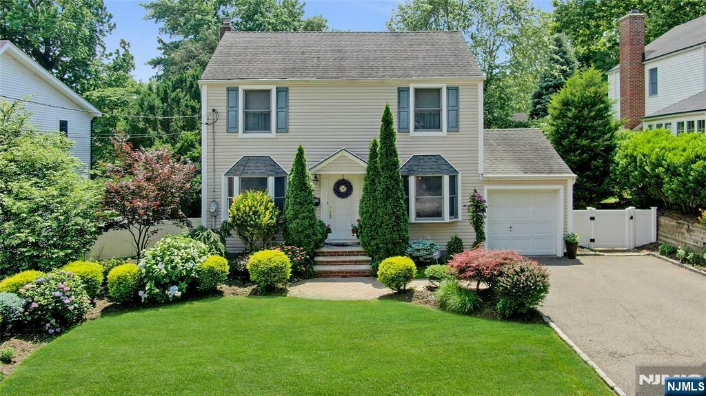 207 Manning Avenue  River Edge NJ 07661 photo