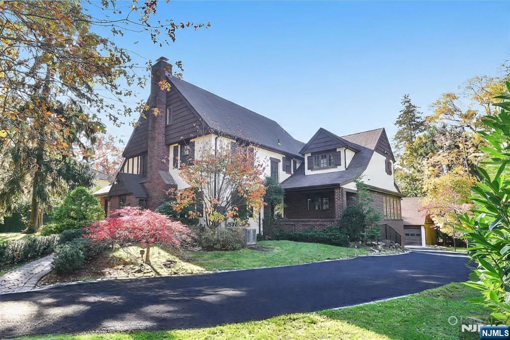 Property Photo: 152 Highwood Avenue NJ 07670
