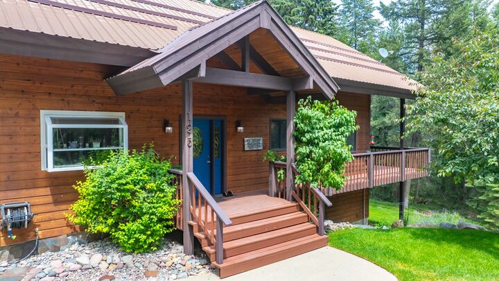 Property Photo:  125 Wagon Wheel Road  MT 59937 