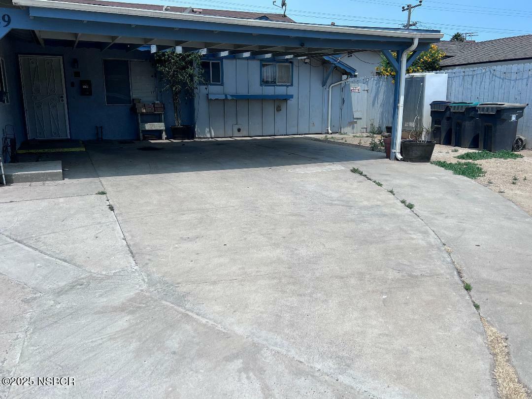 Property Photo:  1139 S Western Avenue  CA 93458 