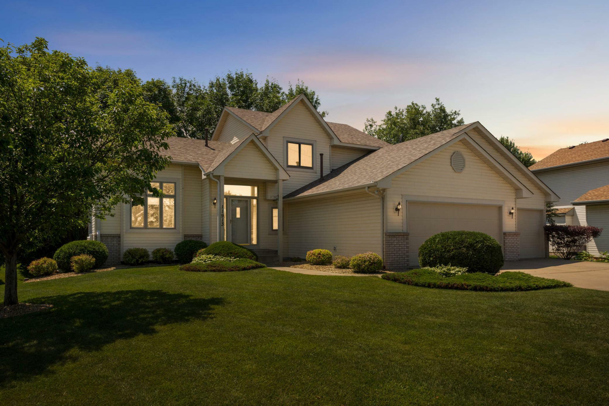 11913 Edgewood Lane N  Champlin MN 55316 photo