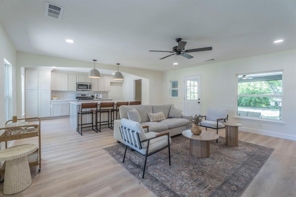 10638 Sylvia Drive  Dallas TX 75228 photo