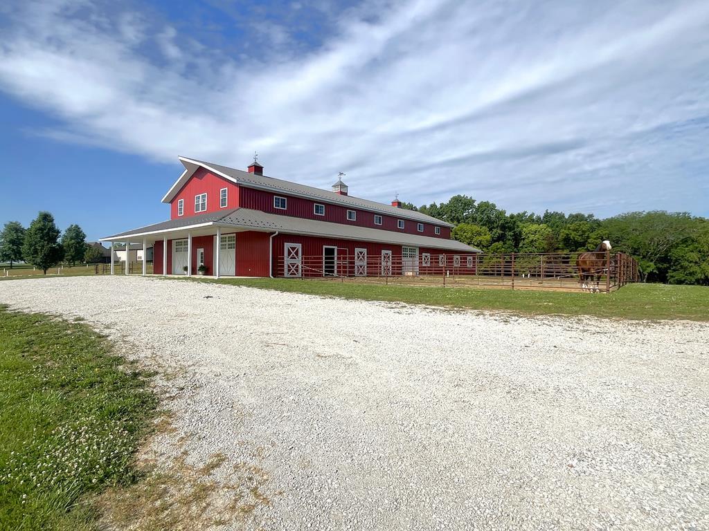 Property Photo: 8945 Highway A MO 64601