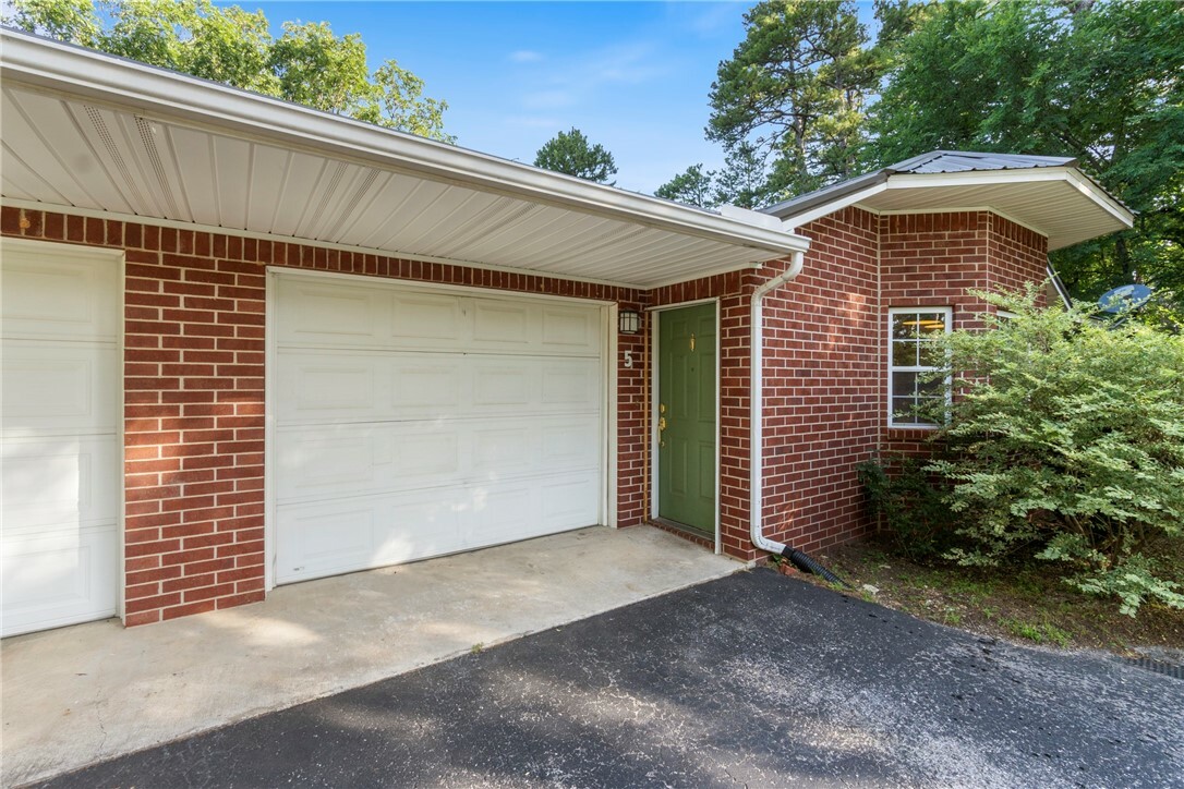 Property Photo: 17 Pivot Rock Road 5 AR 72632