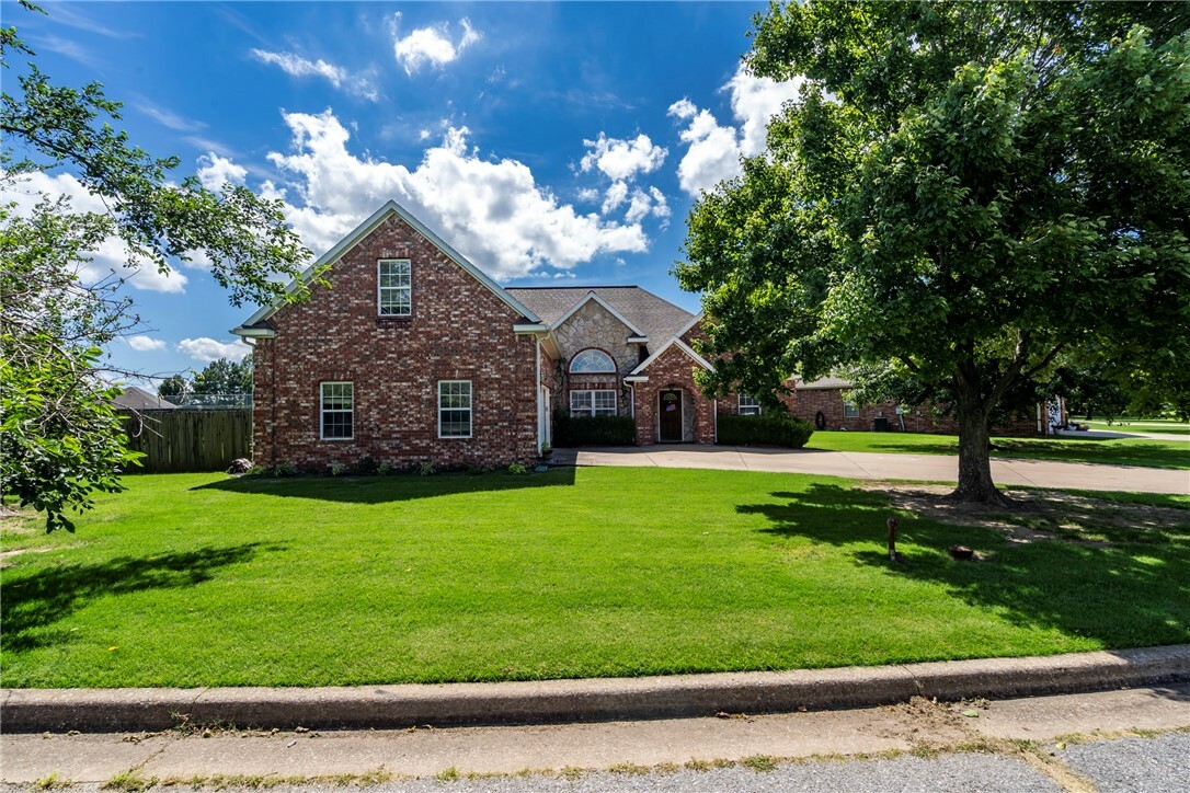 2370 Montclair Avenue  Siloam Springs AR 72761 photo
