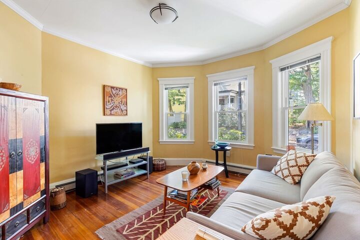 Property Photo:  89 Carolina Avenue 1  MA 02130 