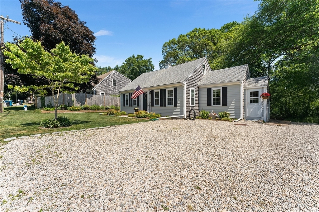 Property Photo:  20 Amvets Ave  MA 02540 