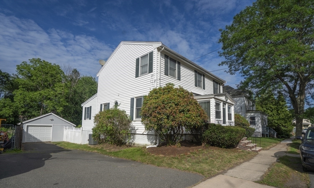 3 Winnegance Ave  Peabody MA 01960 photo