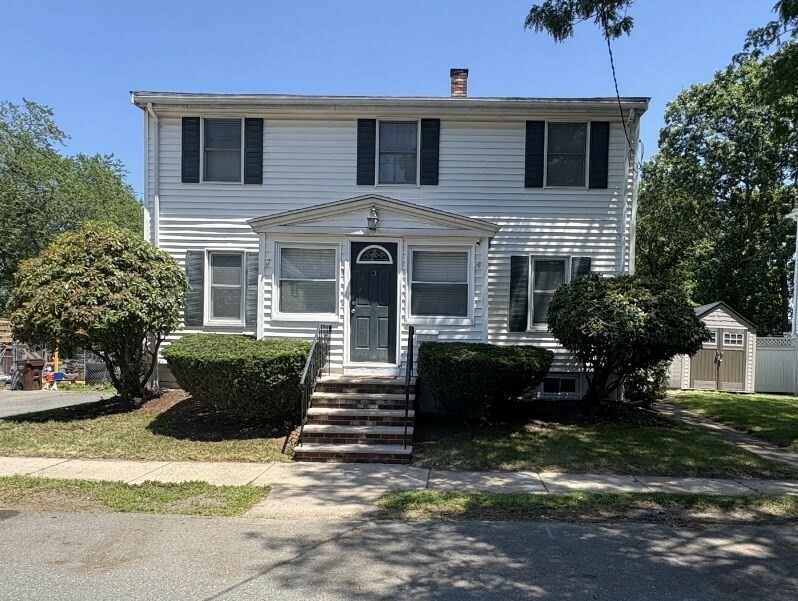 3 Winnegance Ave  Peabody MA 01960 photo