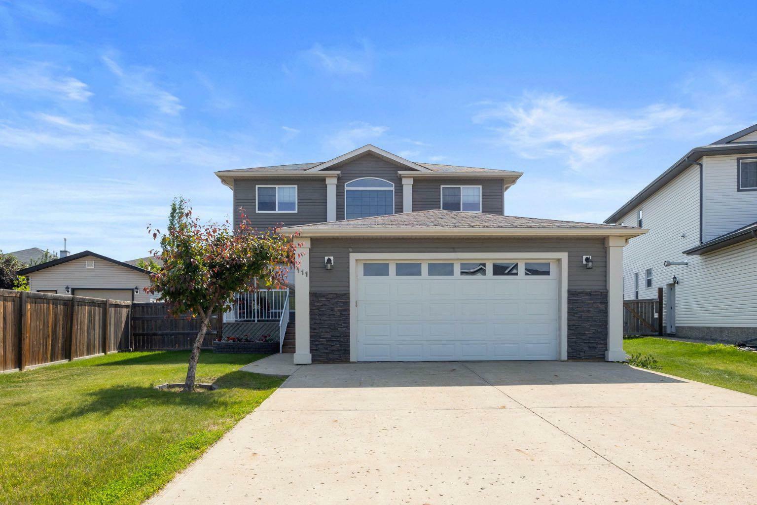 Property Photo: 111 Paulin Bay AB T9K 0A9
