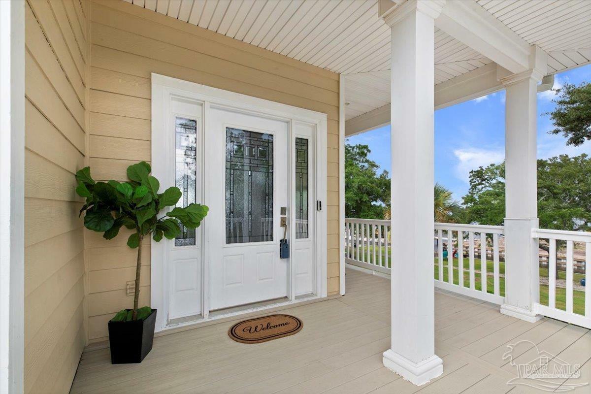 Property Photo: 6450 East Bay Blvd FL 32563