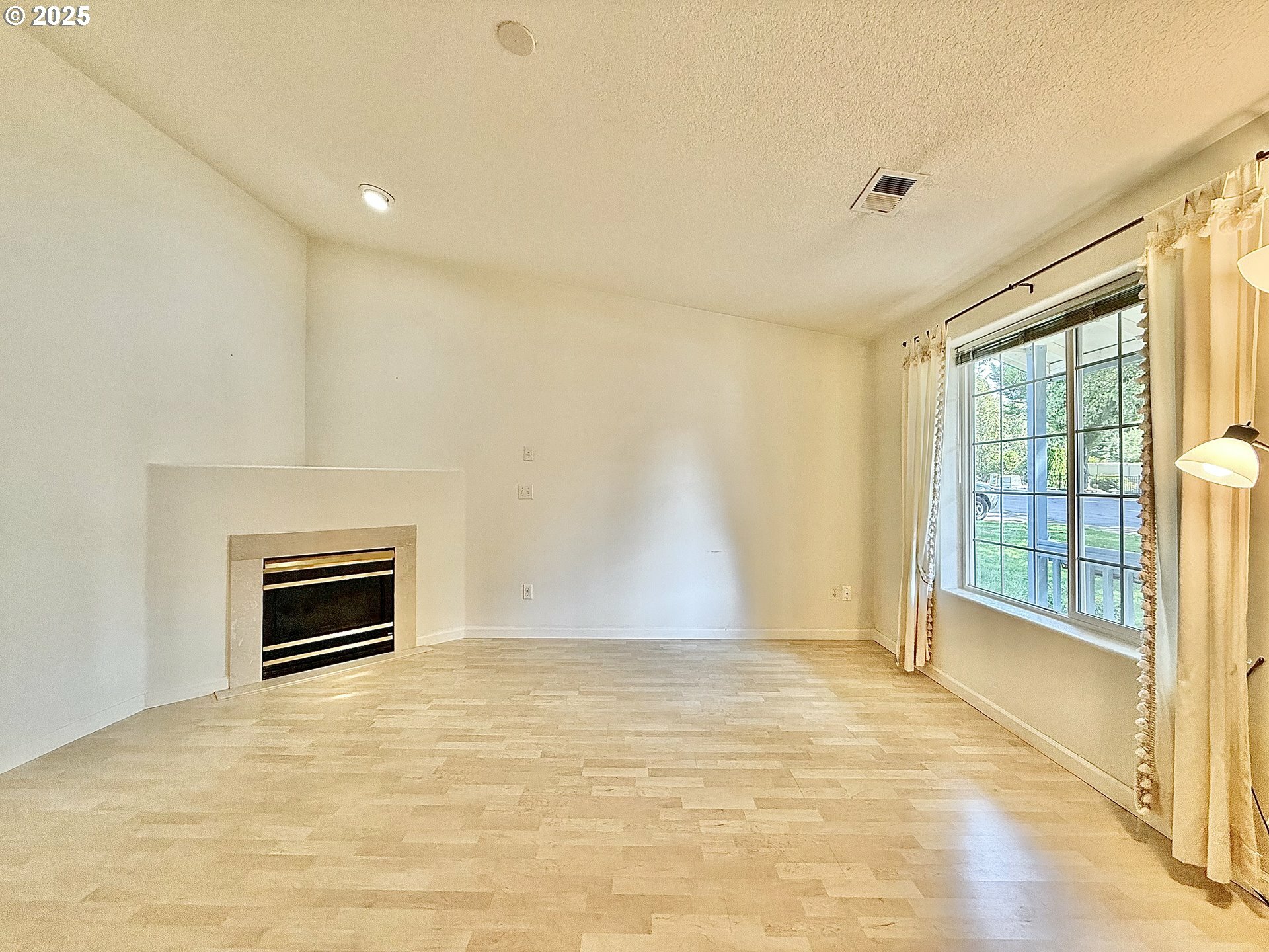 Property Photo: 2112 NE 79th Ave WA 98664