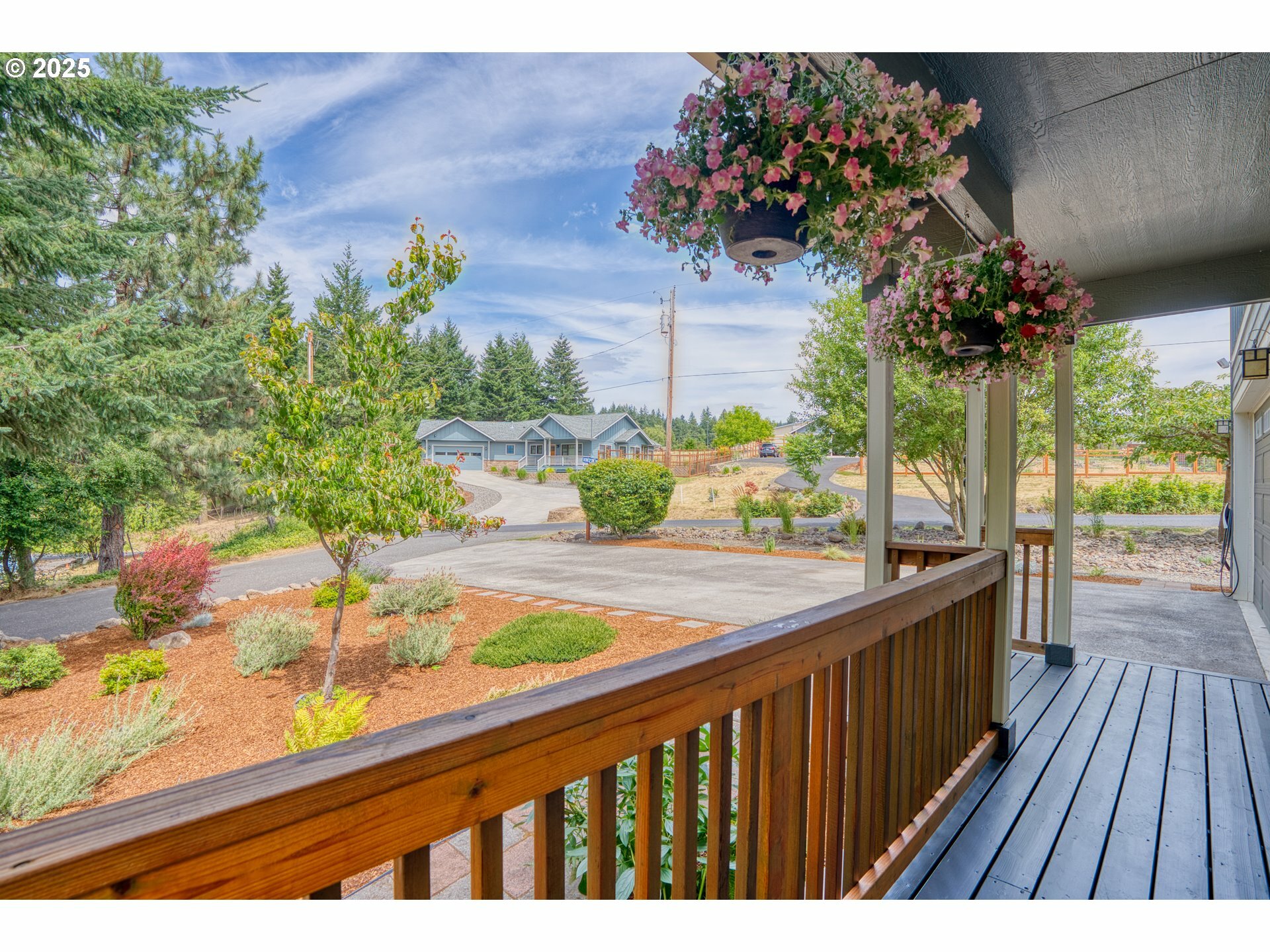 Property Photo: 1155 Rodeo Dr WA 98672