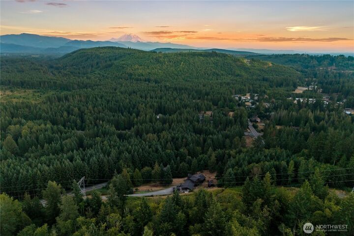 Property Photo: 27815 SE 264th Street WA 98051