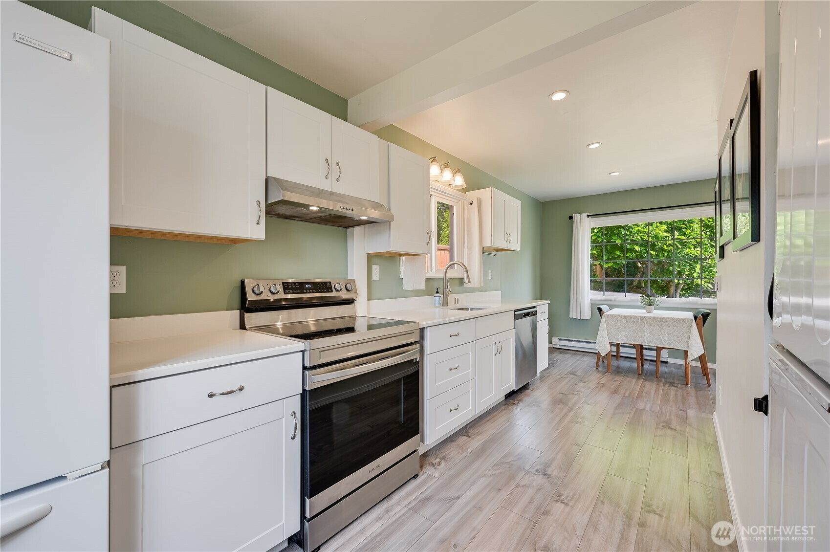 Property Photo: 1907 N 137th Street WA 98133