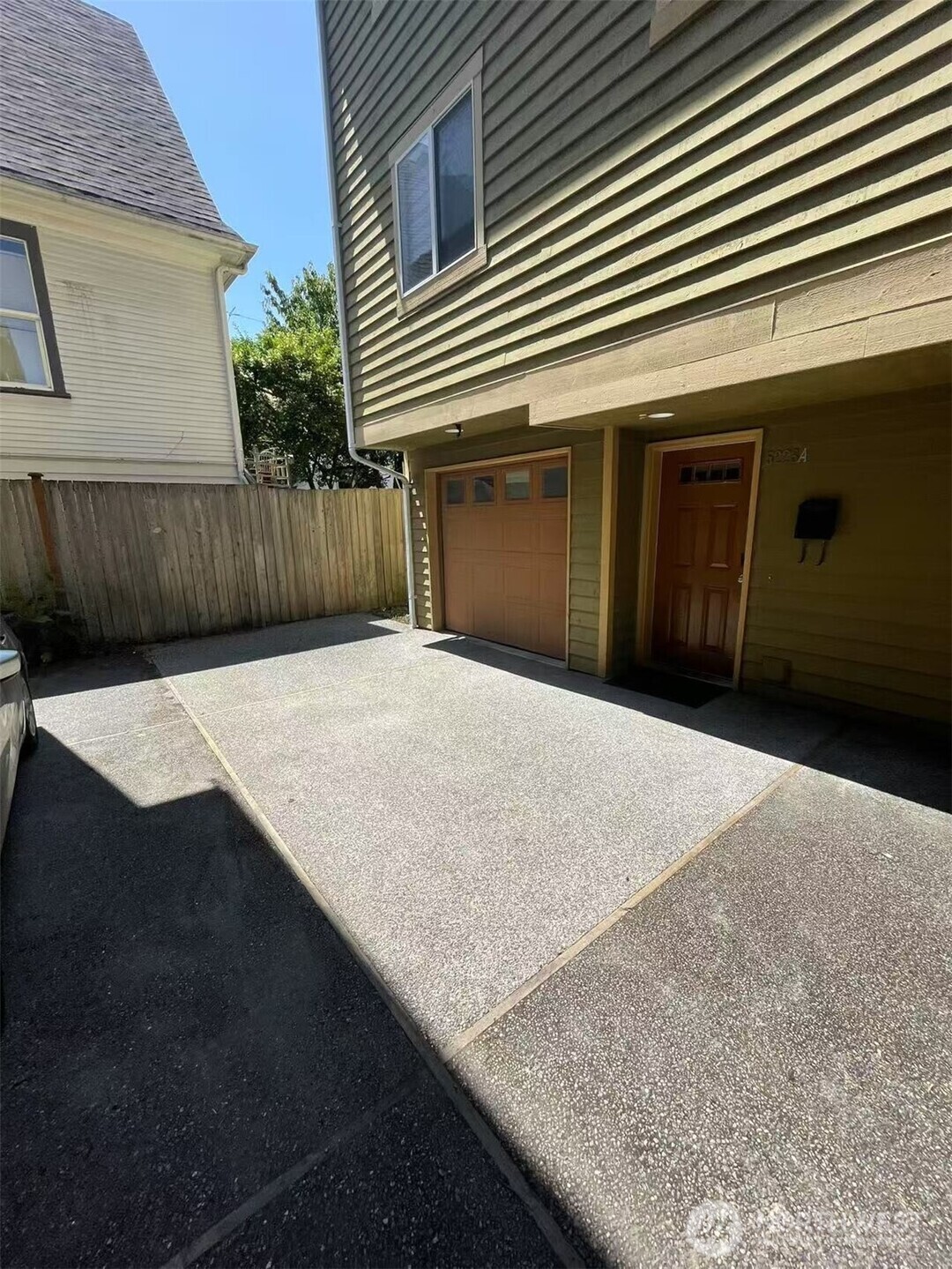 Property Photo: 5223 11th Avenue NE A WA 98105