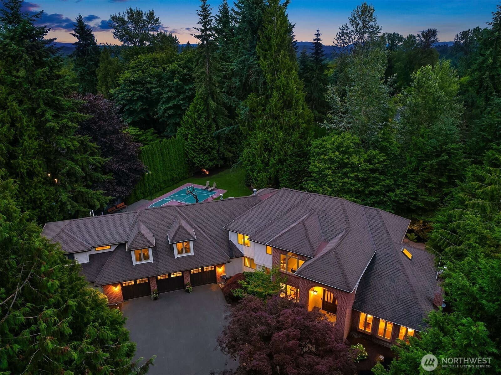 Property Photo: 18121 NE 129th Place WA 98052