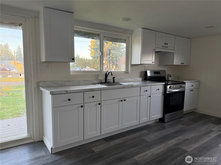 Property Photo:  6411  201st Avenue SW 21  WA 98531 