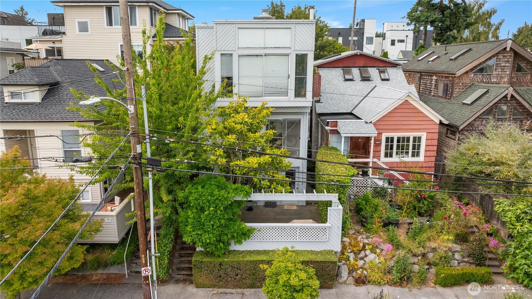 Property Photo: 716 N 42nd Street WA 98103