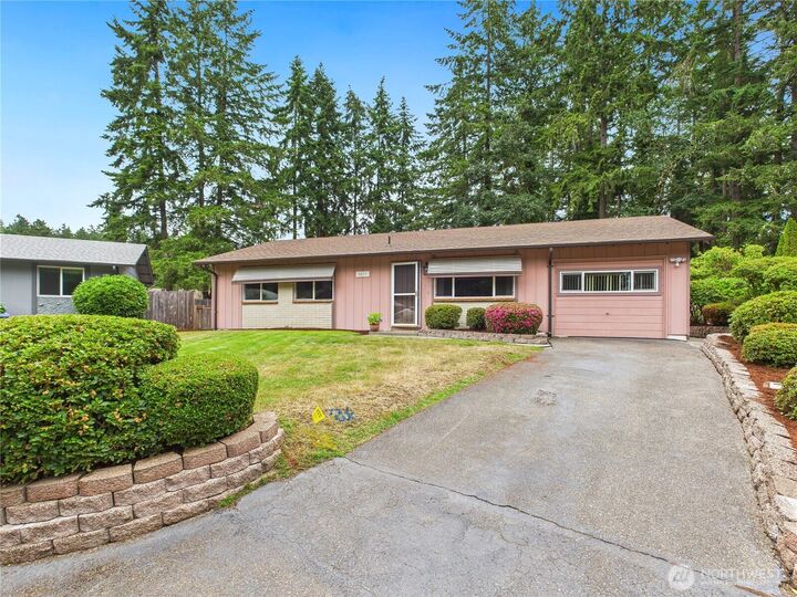 Property Photo: 5511 Chokecherry Circle W WA 98467