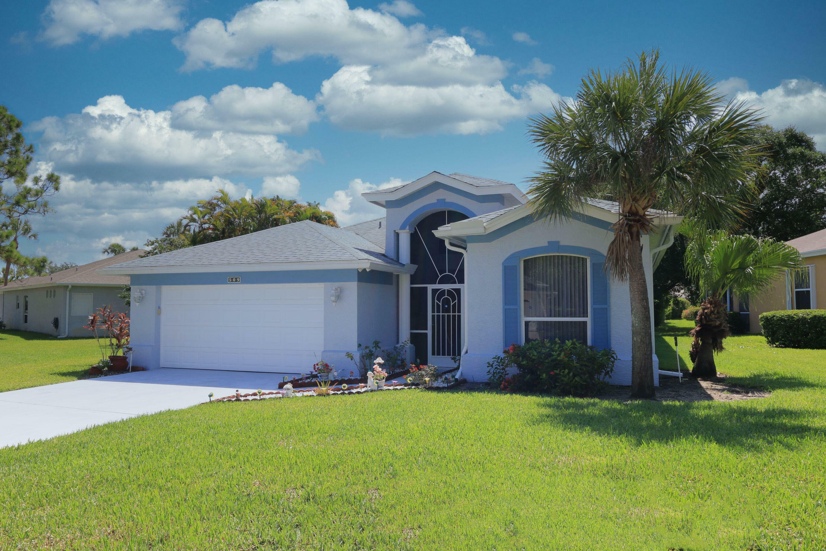 Property Photo:  509 NW Lambrusco Drive  FL 34986 