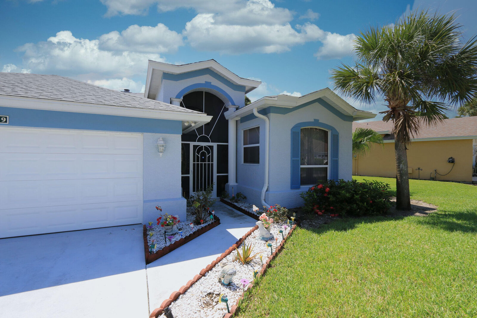 Property Photo:  509 NW Lambrusco Drive  FL 34986 
