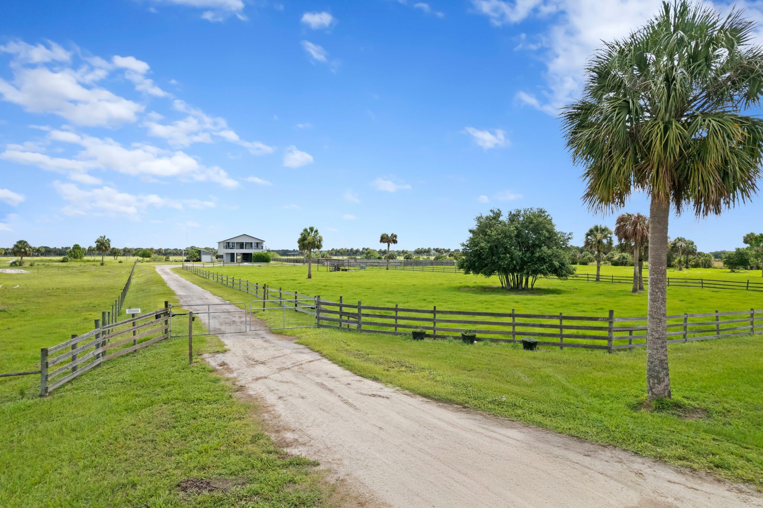Property Photo: 6536 SE 26th Trail FL 34974
