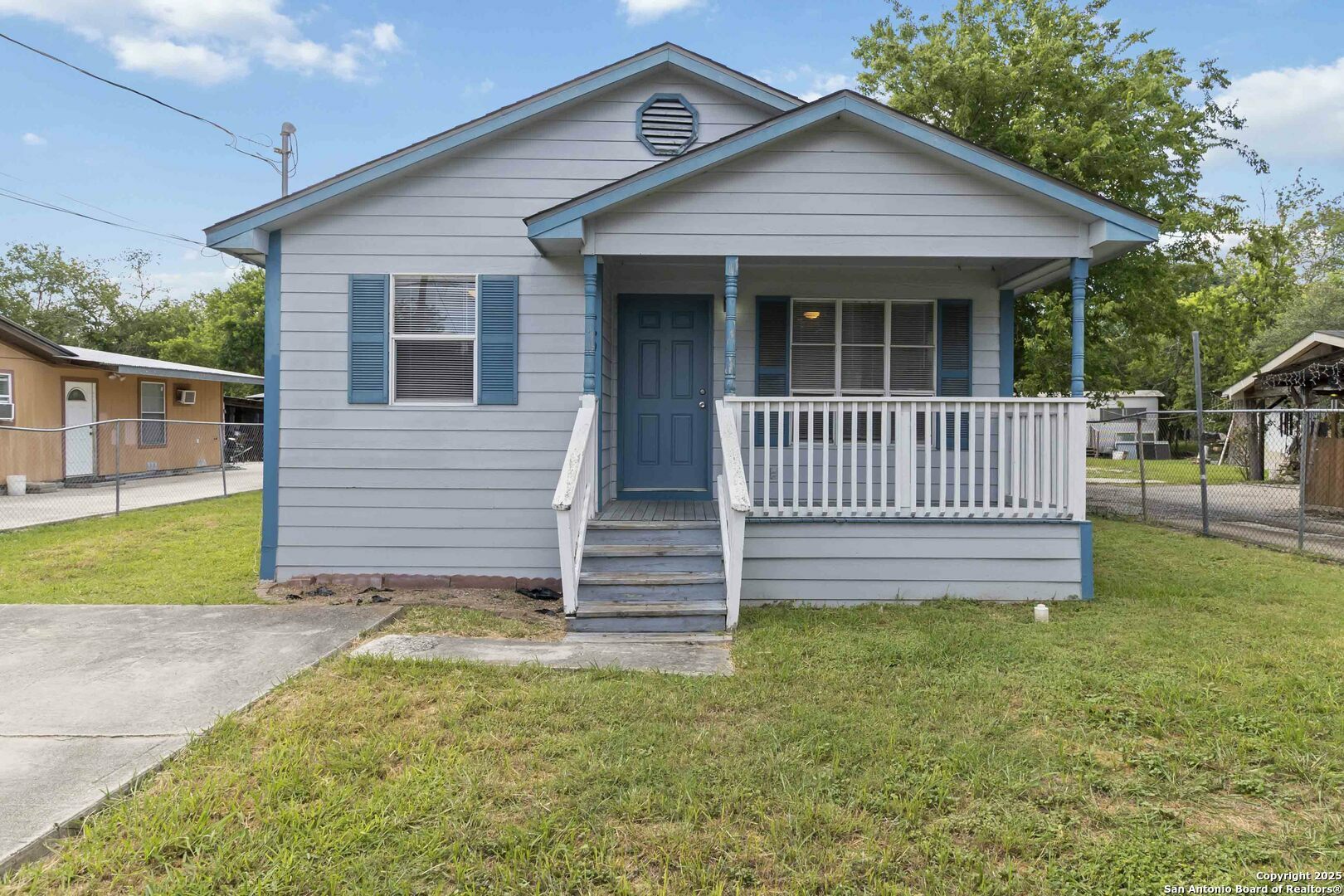 Property Photo:  1669 W. Bridge St  TX 78130 