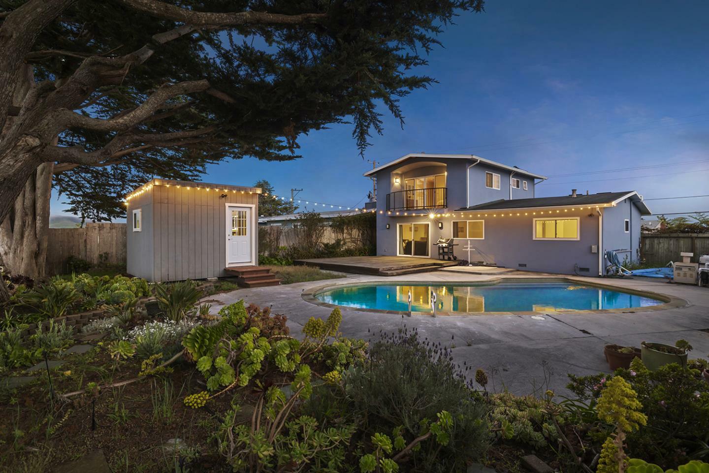 Property Photo: 1215 Lerida Way CA 94044