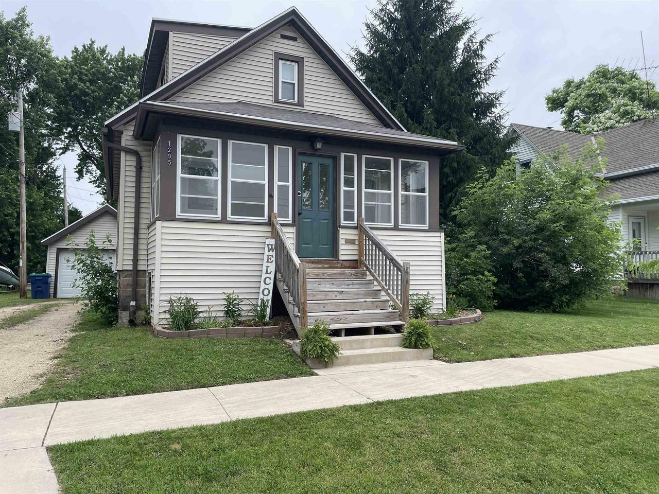 Property Photo:  1295 Bechaud Avenue  WI 54935 