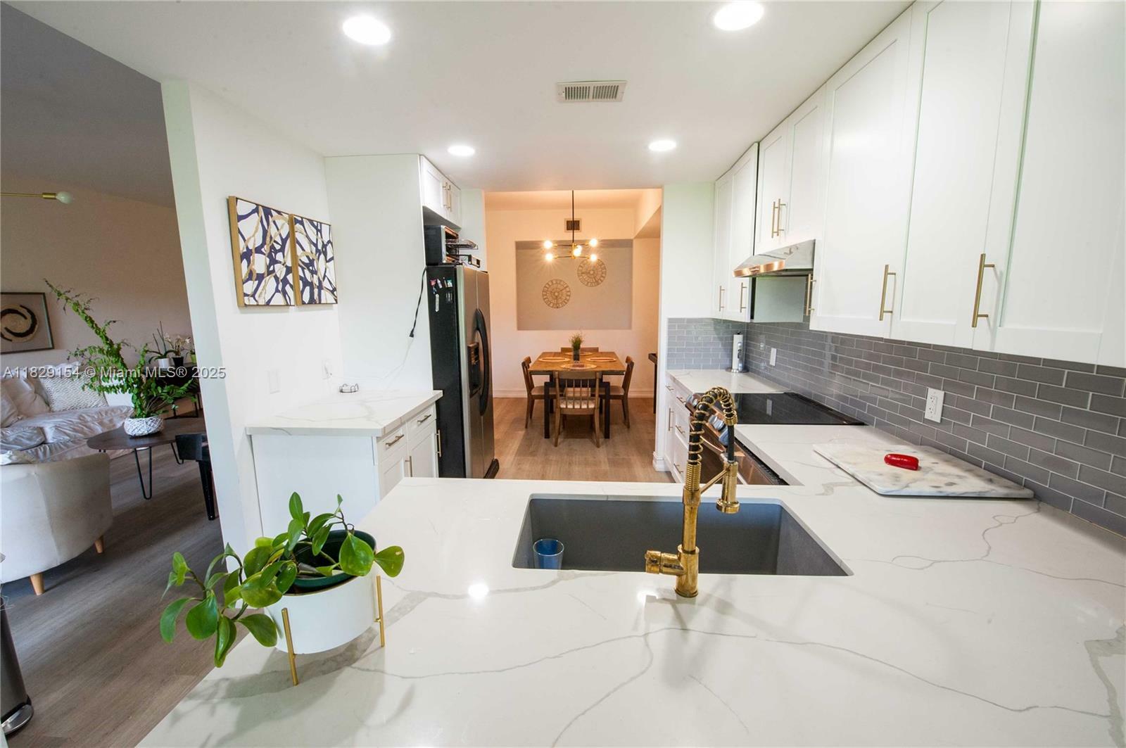 Property Photo: 16301 Malibu Dr 79 FL 33326