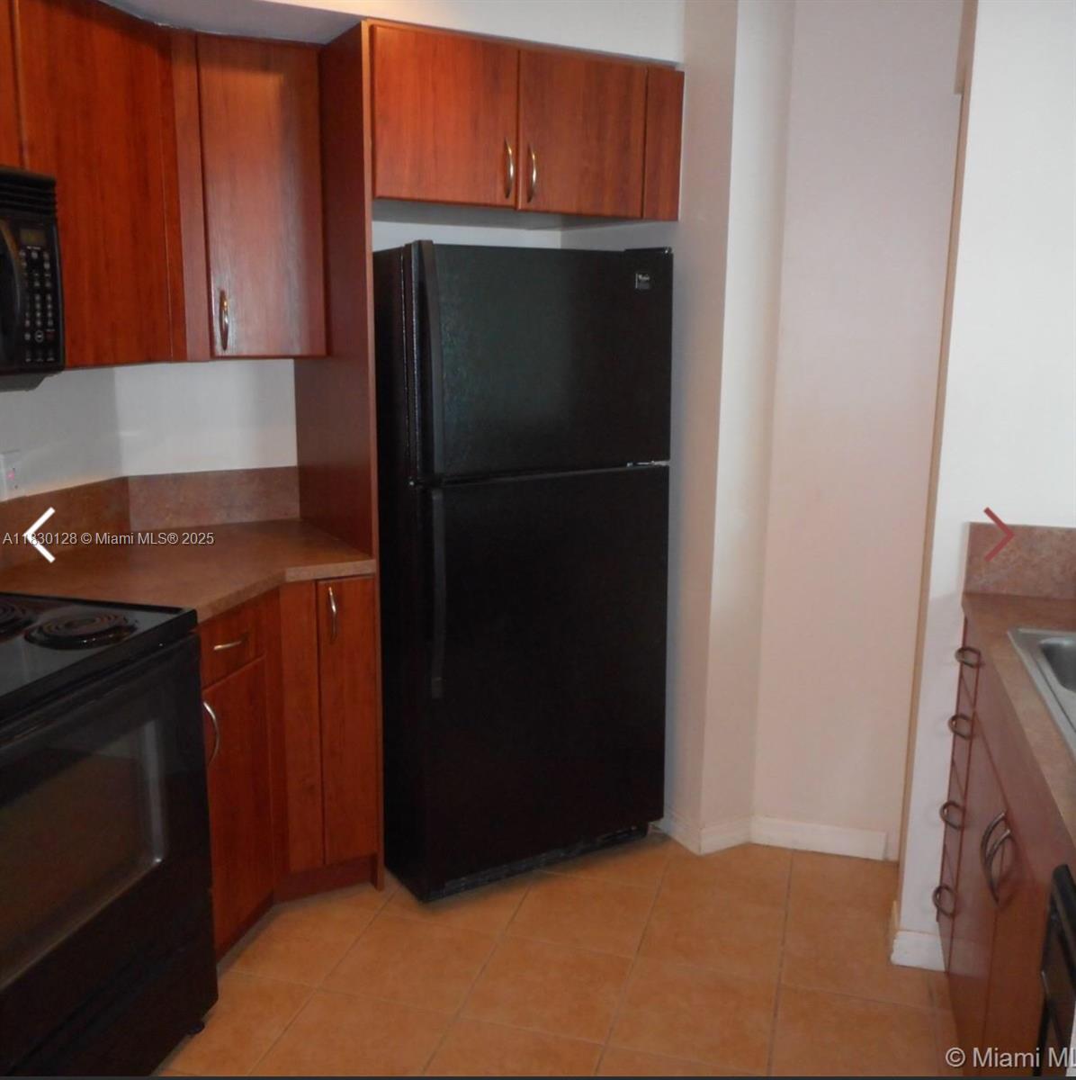 Property Photo: 9201 Collins Ave 921 FL 33154