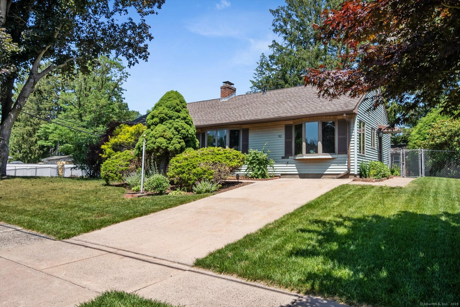 92 Manor Circle  East Hartford CT 06118 photo