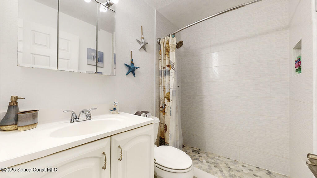 Property Photo: 210 Cleveland Avenue FL 32931