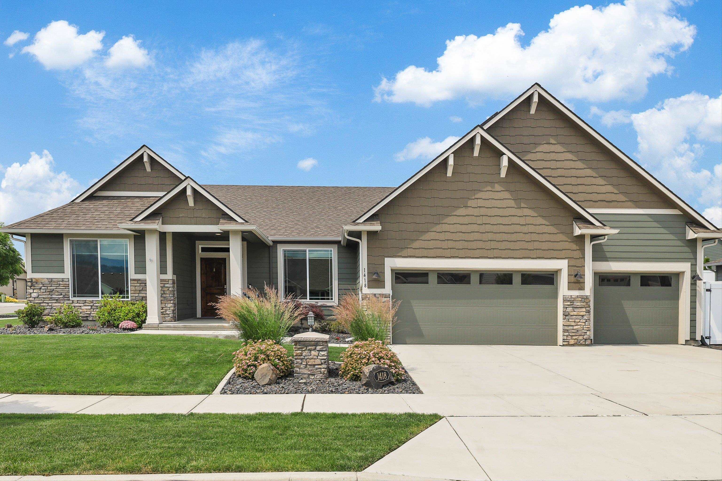 Property Photo: 1418 S Cavalier St WA 99016