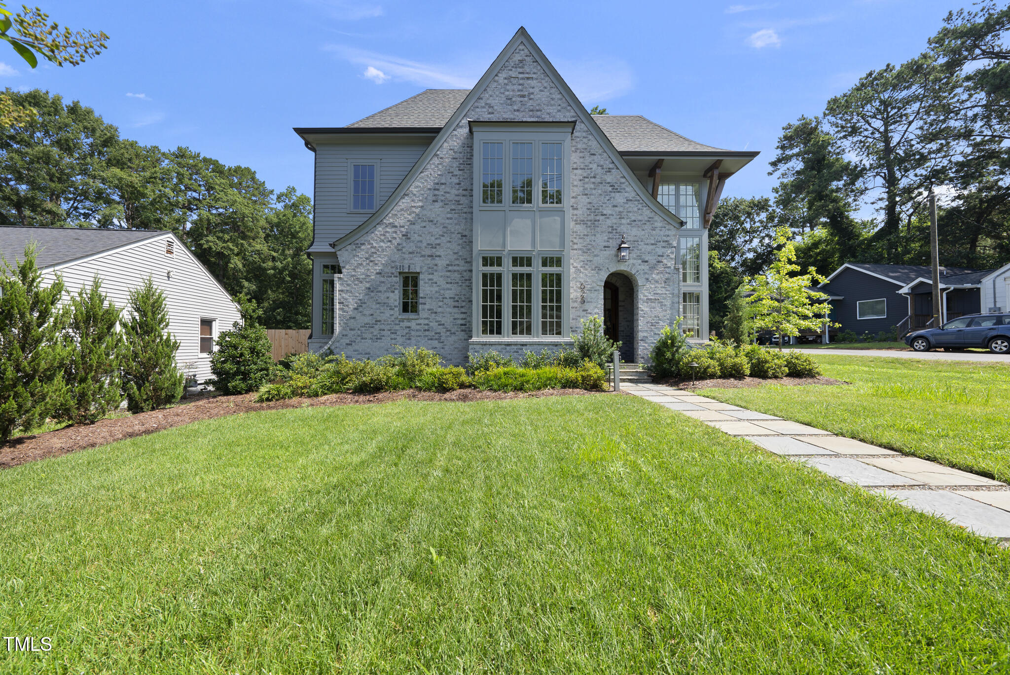 625 Glascock Street  Raleigh NC 27604 photo