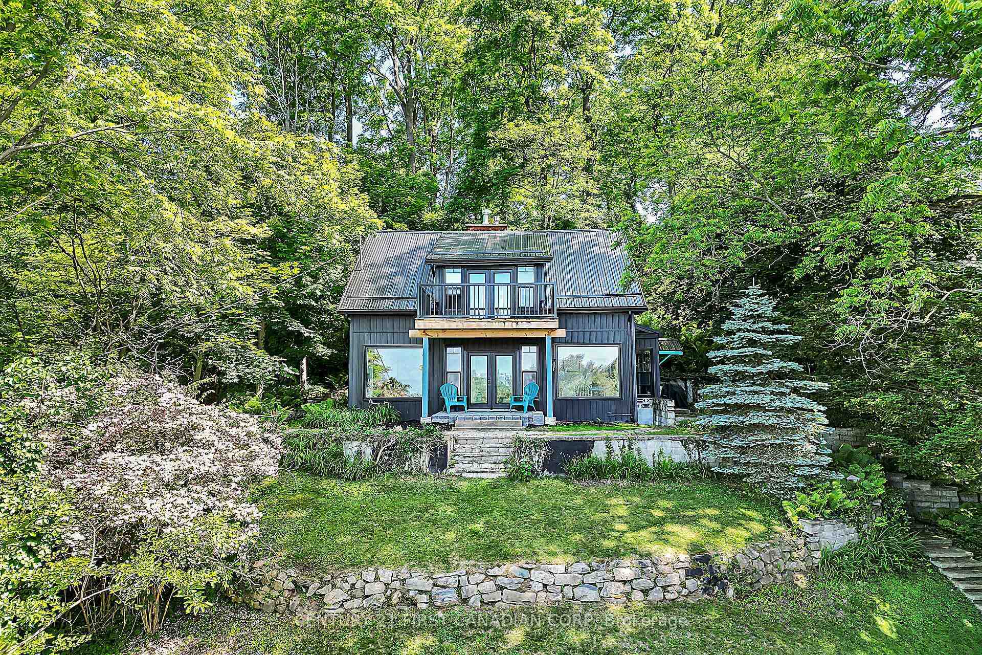 Property Photo:  147 Harrison Place  ON N5L 1A1 