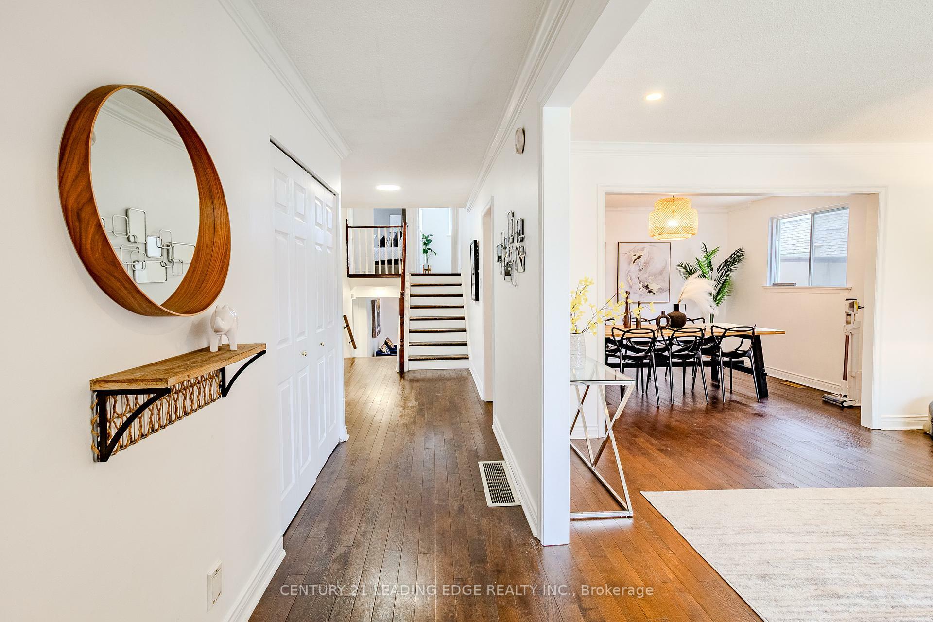 Photo de la propriété:  6 Jubilee Court  ON L6S 2H2 