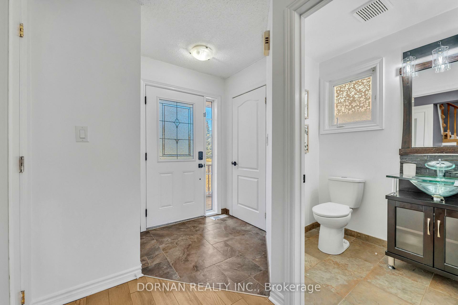 Property Photo: 732 Trailview Drive ON K9J 8P2