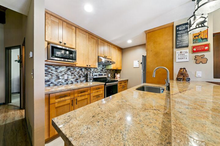 Property Photo: 1001 Commonwealth Drive 106 CA 98143