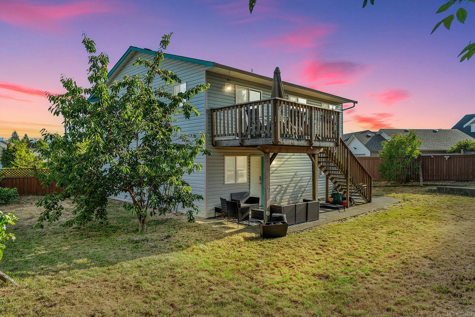 Property Photo:  358 Clarkson Pl  BC V9P 2V8 