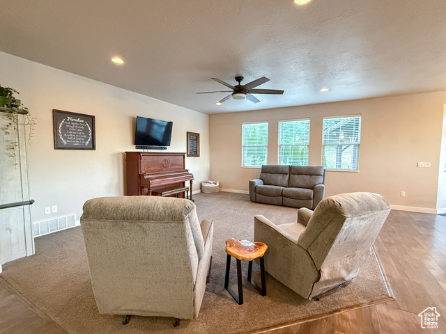 Property Photo: 6226 W Valley View Dr UT 84050