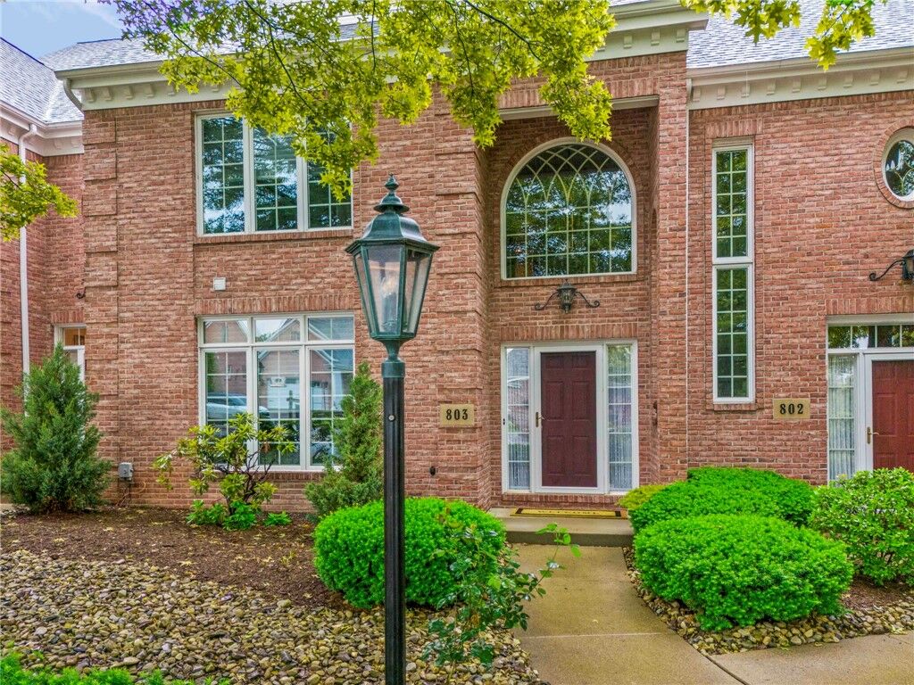 Property Photo:  803 Sheriffs Court  PA 15317 
