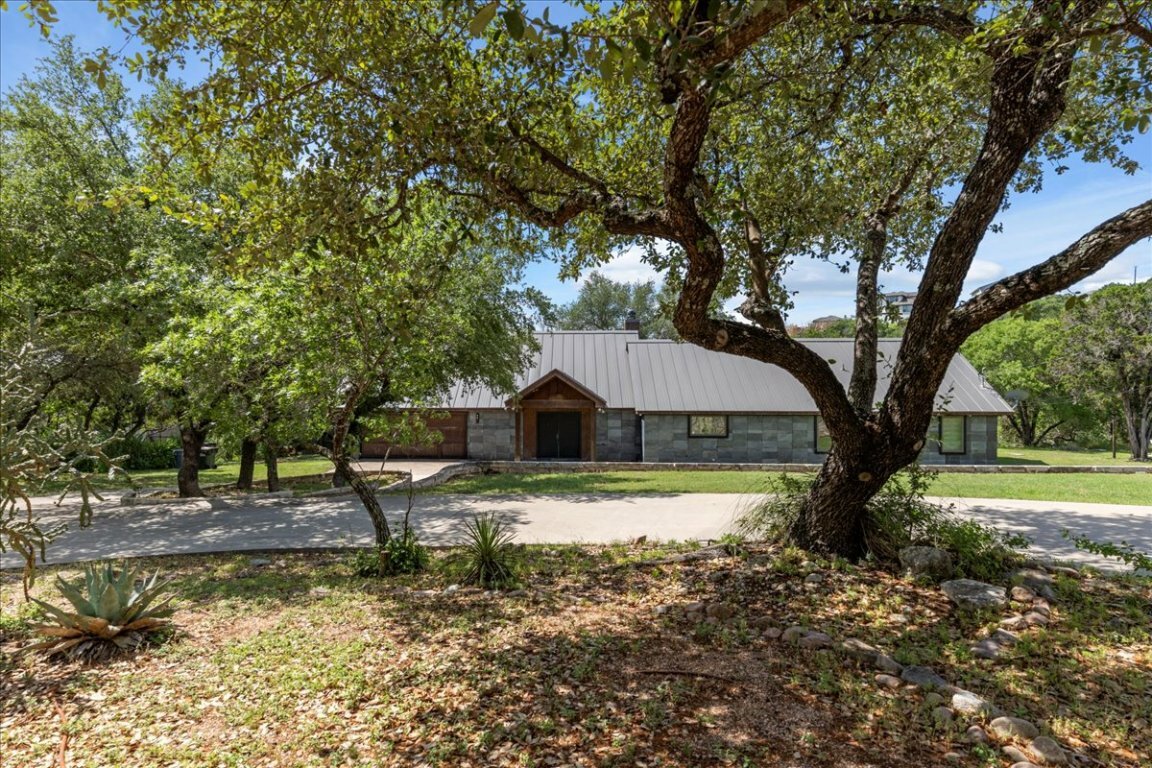 Property Photo:  2817 Tradewind Drive  TX 78669 